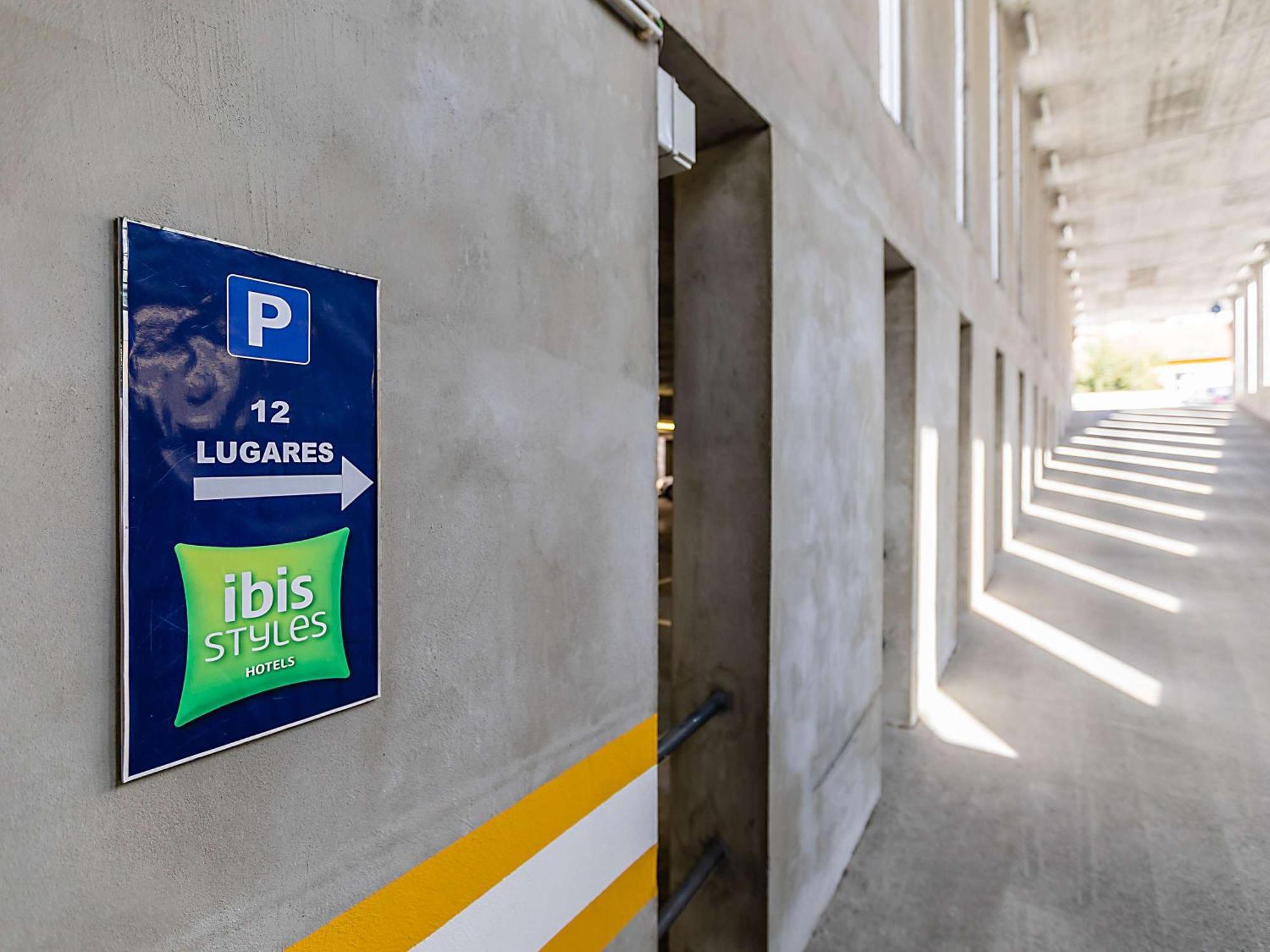 Ibis Styles Chaves Hotel Exterior foto
