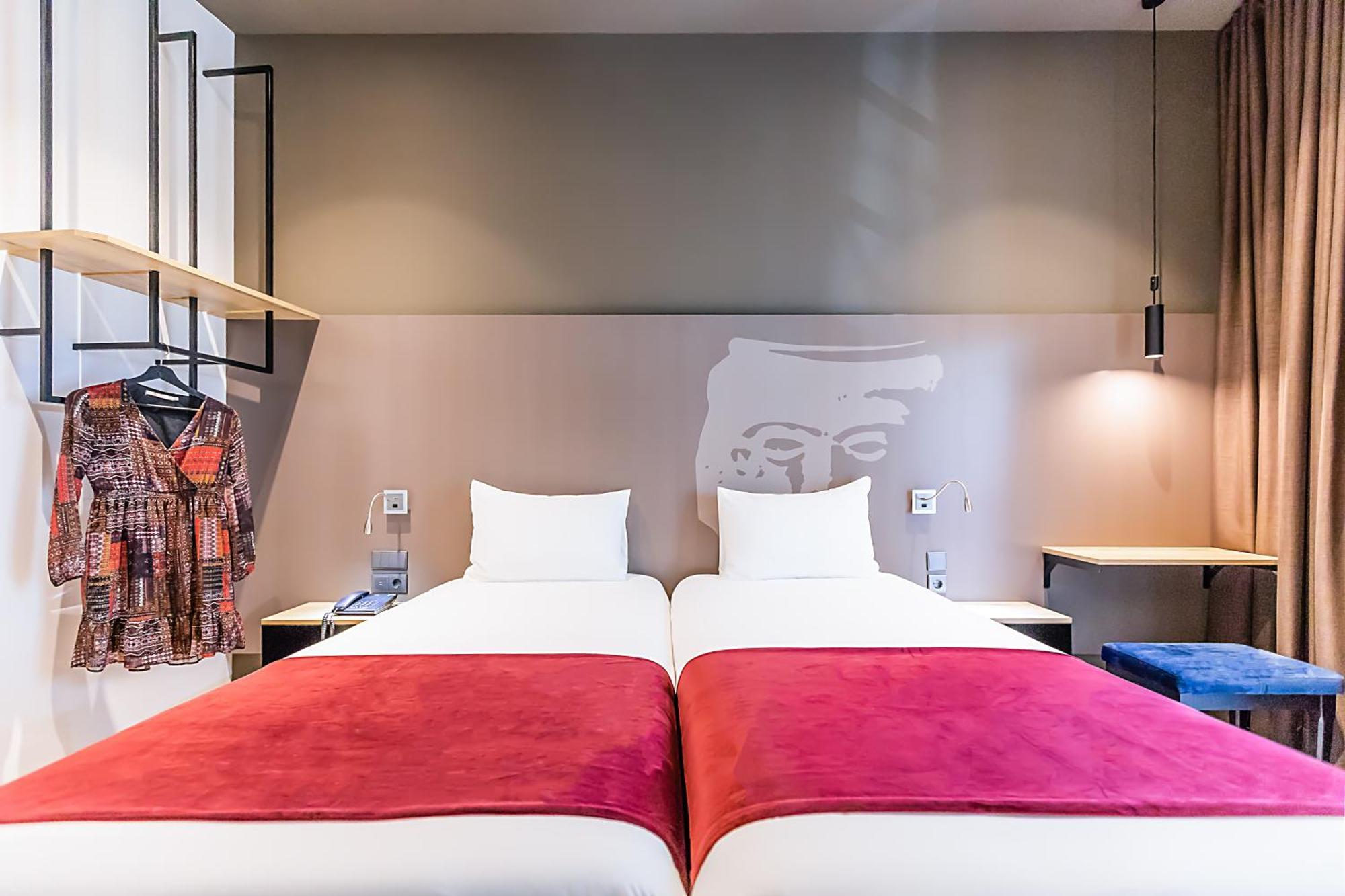 Ibis Styles Chaves Hotel Exterior foto